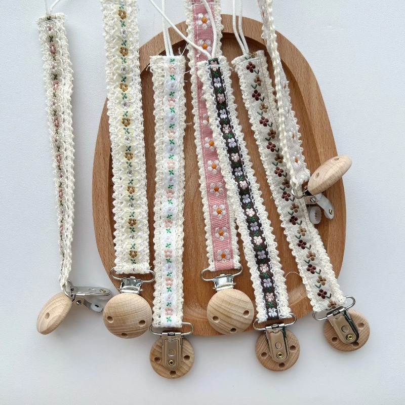 Lace Pacifier Clip Chain for N - Baby Products In recension och pris