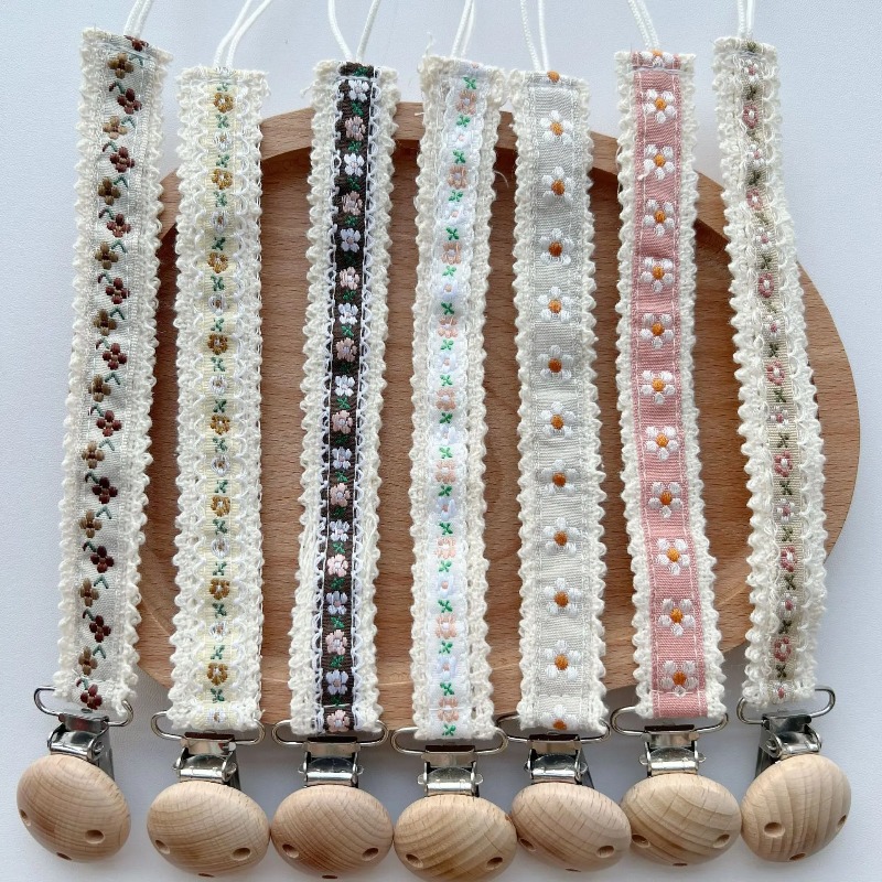 Lace Pacifier Clip Chain for N - Baby Products In recension och pris